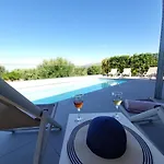 Onar - Luxury